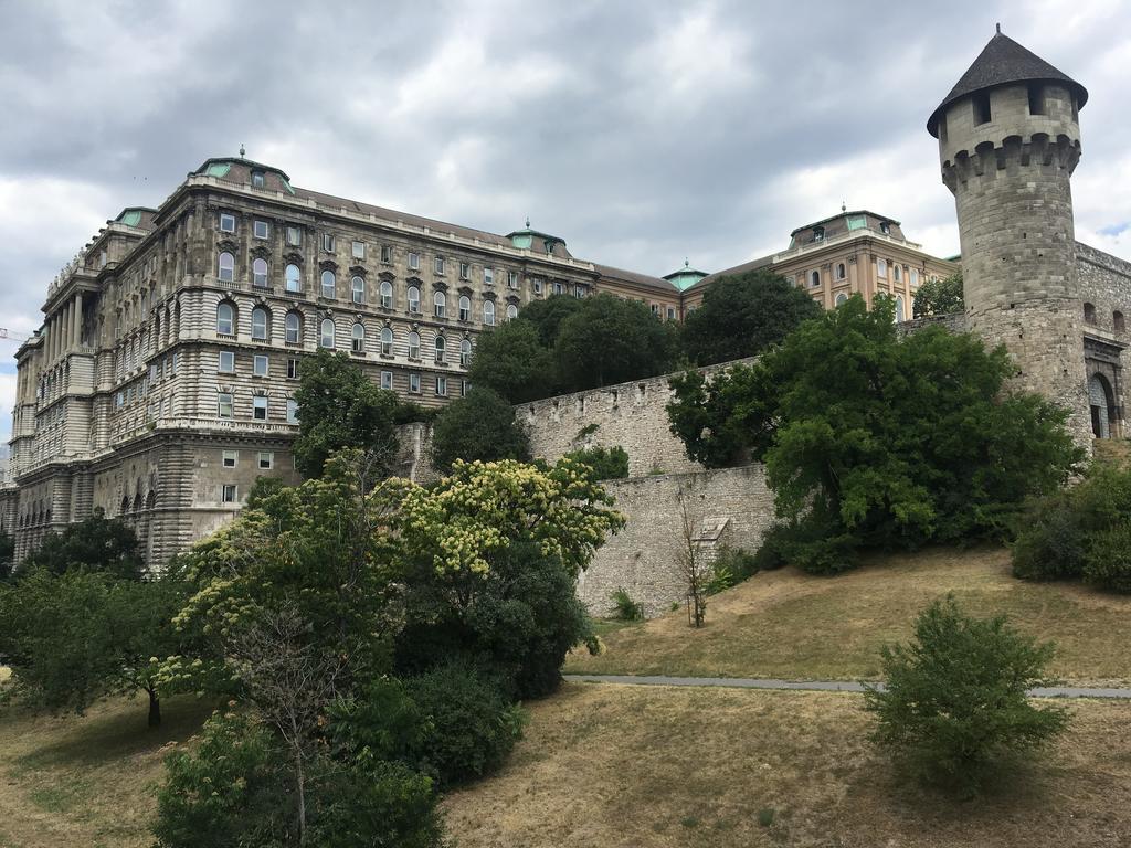 Castel View Apartment Budapest Kültér fotó